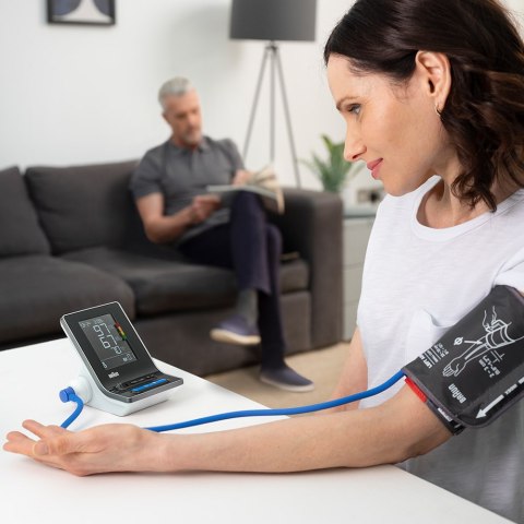 BRAUN EXACTFIT 3 BUA6150 Ciśnieniomierz naramienny automatyczny z dużym wyświetlaczem BRAUN EXACTFIT 3 BUA6150 Ciśnieniomierz naramienny automatyczny z dużym wyświetlaczem