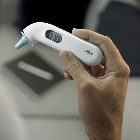 BRAUN IRT3030 THERMOSCAN® 3 Termometr elektroniczny do ucha dla dzieci i noworodków BRAUN IRT3030 THERMOSCAN® 3 Termometr elektroniczny do ucha dla dzieci i noworodków